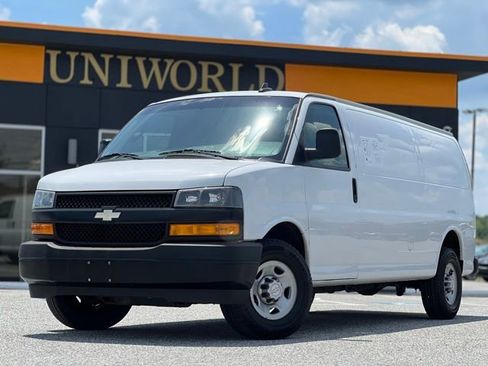 Used 2018 Chevrolet Express 2500 Extended w/ Driver Convenience Package RWD image 1