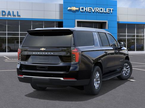 New 2026 Chevrolet Suburban LS image 4