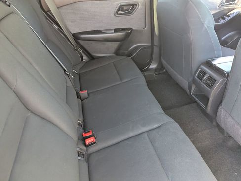 Certified 2023 Nissan Rogue S image 15