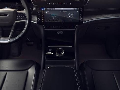 New 2026 Jeep Grand Cherokee Limited Reserve image 5