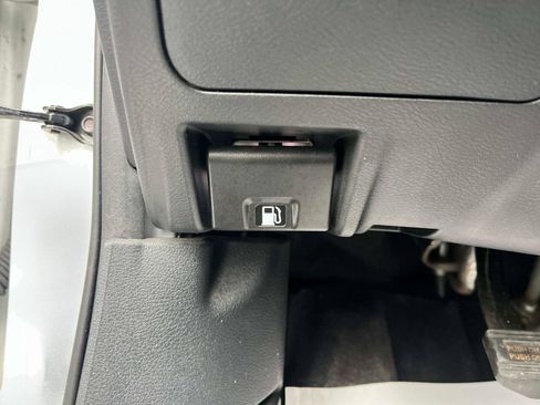 Used 2022 Nissan Sentra S image 30