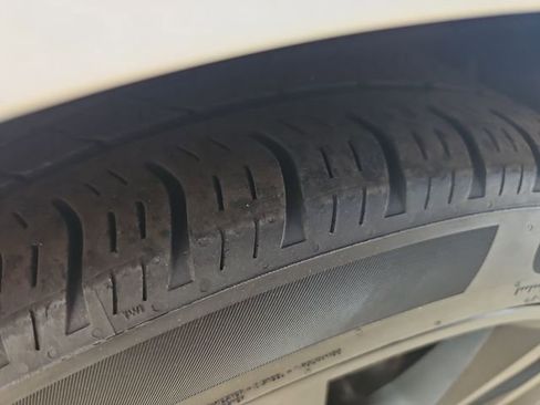 Used 2023 Chevrolet Malibu LT image 27