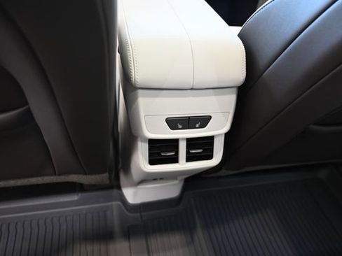 New 2026 GMC Terrain Denali w/ LPO, Floor Liner Package AWD/4WD image 28
