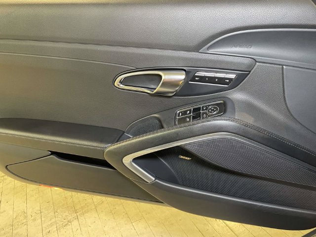 Certified 2014 Porsche 911 Carrera S RWD image 23