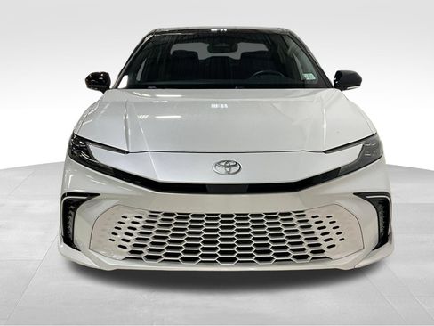 Used 2025 Toyota Camry XSE w/ Premium Package FWD image 2