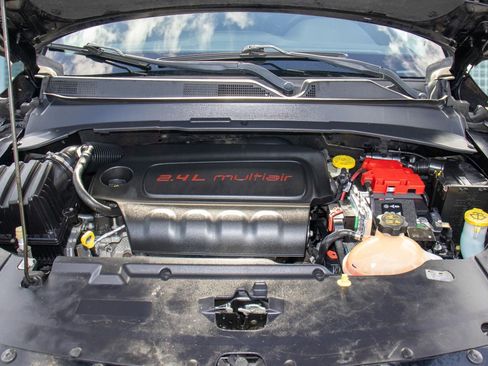 Used 2020 Jeep Compass Latitude image 33