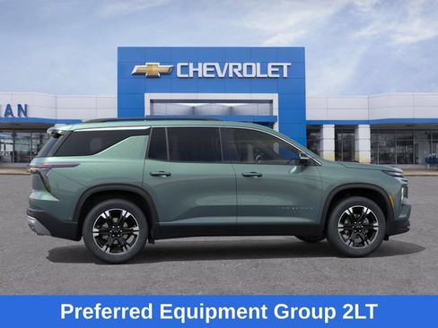 New 2027 Chevrolet Traverse LT w/ Sun and Wheel Package AWD/4WD image 6