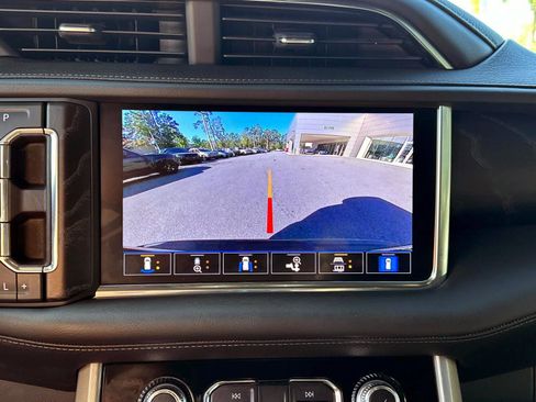 Used 2021 GMC Yukon Denali w/ LPO, Illumination Package image 23