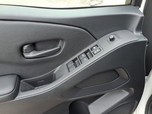 New 2026 Nissan Frontier SV w/ SV Convenience Package RWD image 5