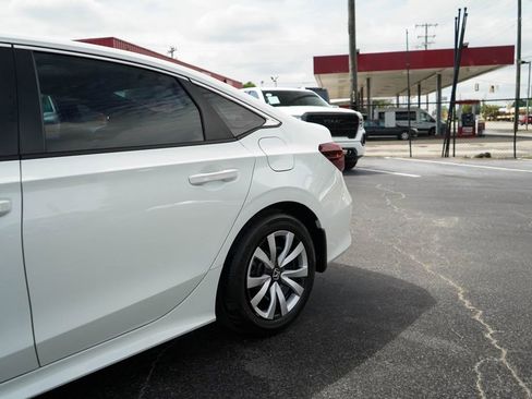 Used 2025 Honda Civic LX image 20
