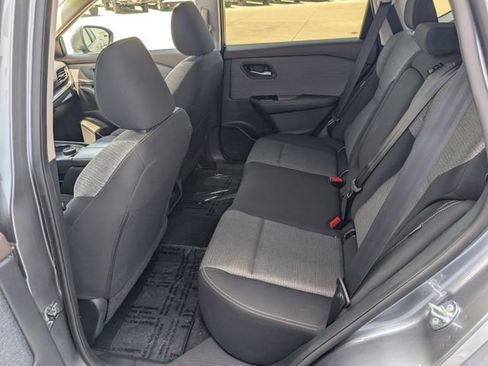 Used 2023 Nissan Rogue SV AWD/4WD image 18