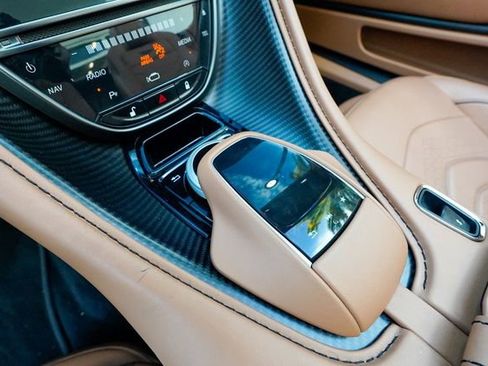 Used 2023 Aston Martin DBS Volante image 71