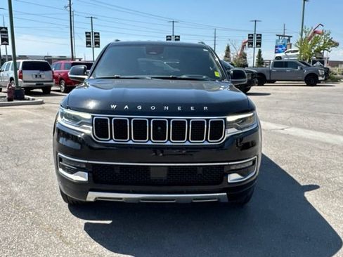 Used 2023 Jeep Wagoneer L Series III w/ Convenience Group I AWD/4WD image 11