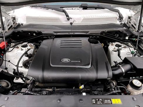 Used 2021 Land Rover Defender 110 S image 31