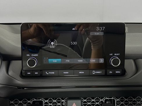 New 2025 Honda Accord LX image 14