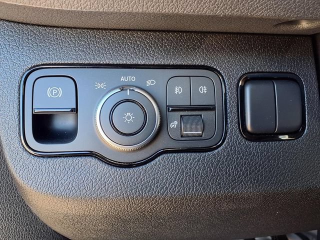 New 2026 Mercedes-Benz Sprinter 2500 image 12