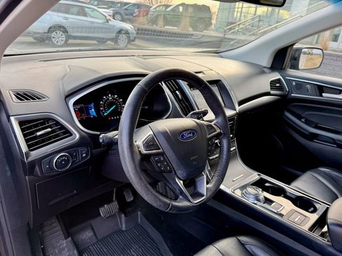 Certified 2019 Ford Edge Titanium w/ Equipment Group 301A image 9