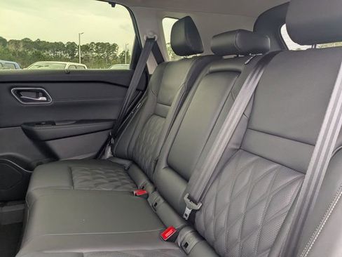 New 2026 Nissan Rogue Platinum w/ Platinum Premium Package AWD/4WD image 28