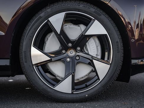 New 2025 Volvo EX90 Ultra w/ Protection Package Premier image 14