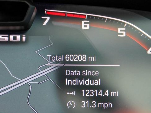 Used 2021 BMW X5 M50i w/ Executive Package image 33