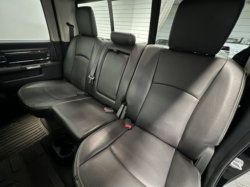 Used 2014 RAM 1500 Laramie w/ Convenience Group image 14