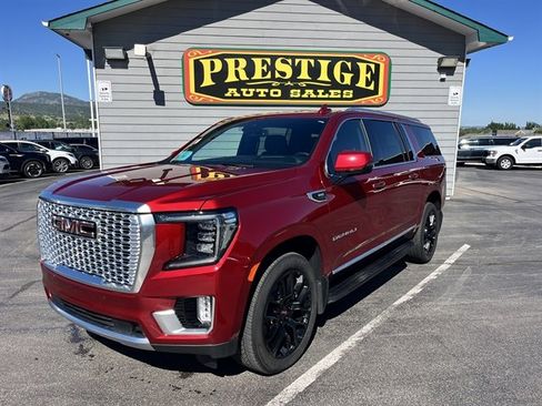 Used 2024 GMC Yukon XL Denali AWD/4WD image 1