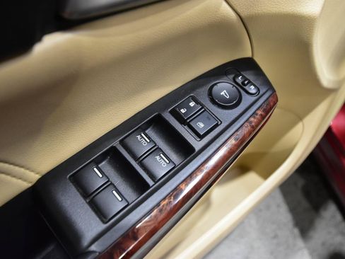 Used 2010 Honda Crosstour EX-L image 10