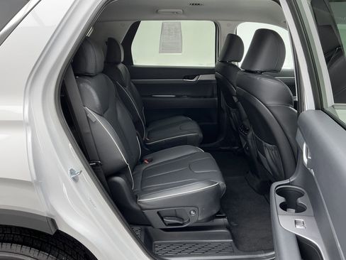 Used 2025 Hyundai Palisade SEL image 21