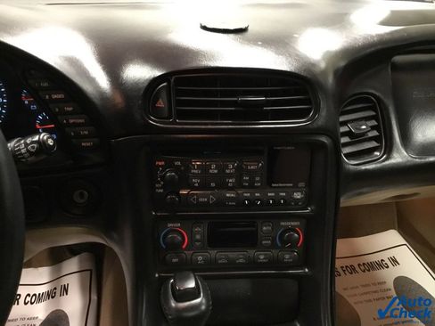 Used 1999 Chevrolet Corvette Convertible image 44