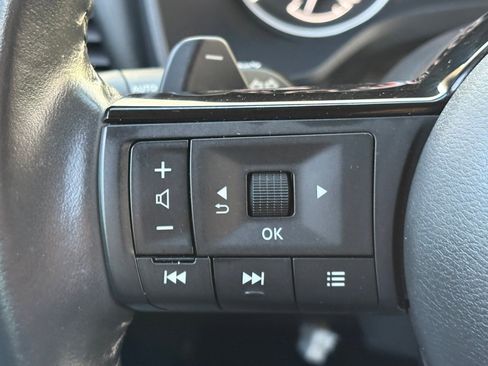 Certified 2023 Nissan Rogue SL w/ SL Premium Package image 18