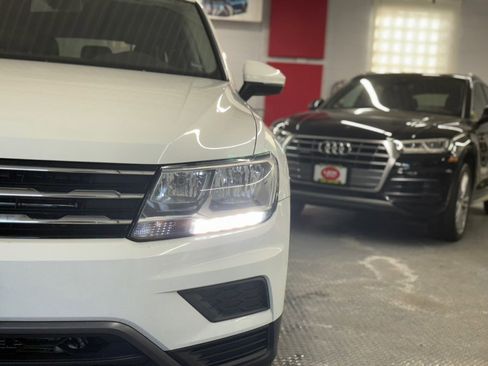 Used 2021 Volkswagen Tiguan SE image 4