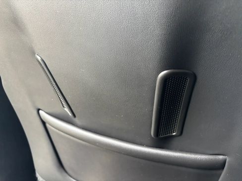 Used 2019 Cadillac Escalade ESV 2WD image 16