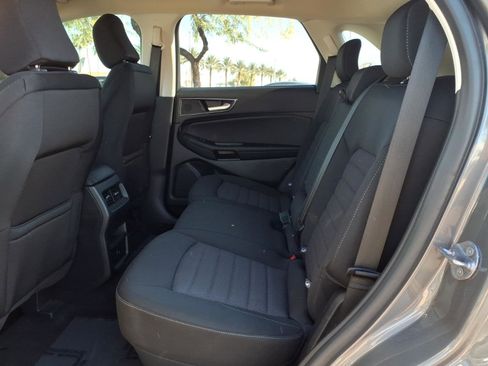 Used 2024 Ford Edge SE image 21