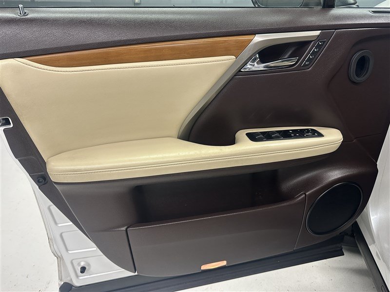 Used 2020 Lexus RX 350 AWD w/ Premium Package image 18
