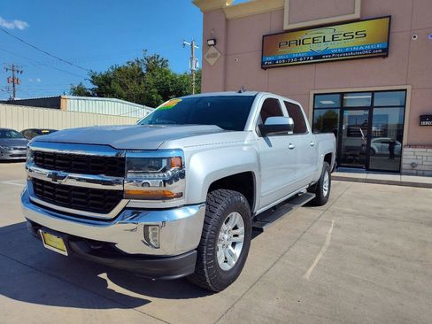 Used 2017 Chevrolet Silverado 1500 LT w/ All Star Edition AWD/4WD image 8