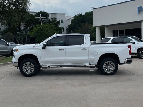 Used 2022 Chevrolet Silverado 1500 LTZ AWD/4WD image 3
