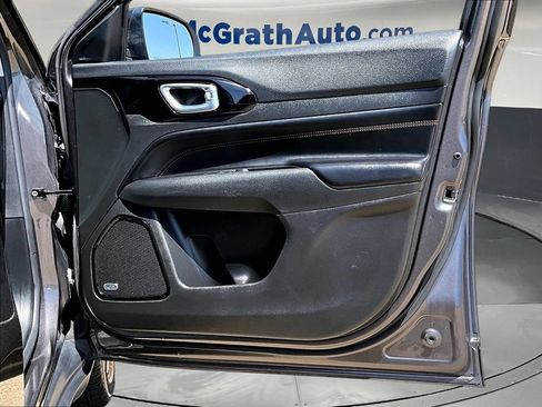 Used 2022 Jeep Compass Trailhawk w/ Sun and Sound Group AWD/4WD image 31