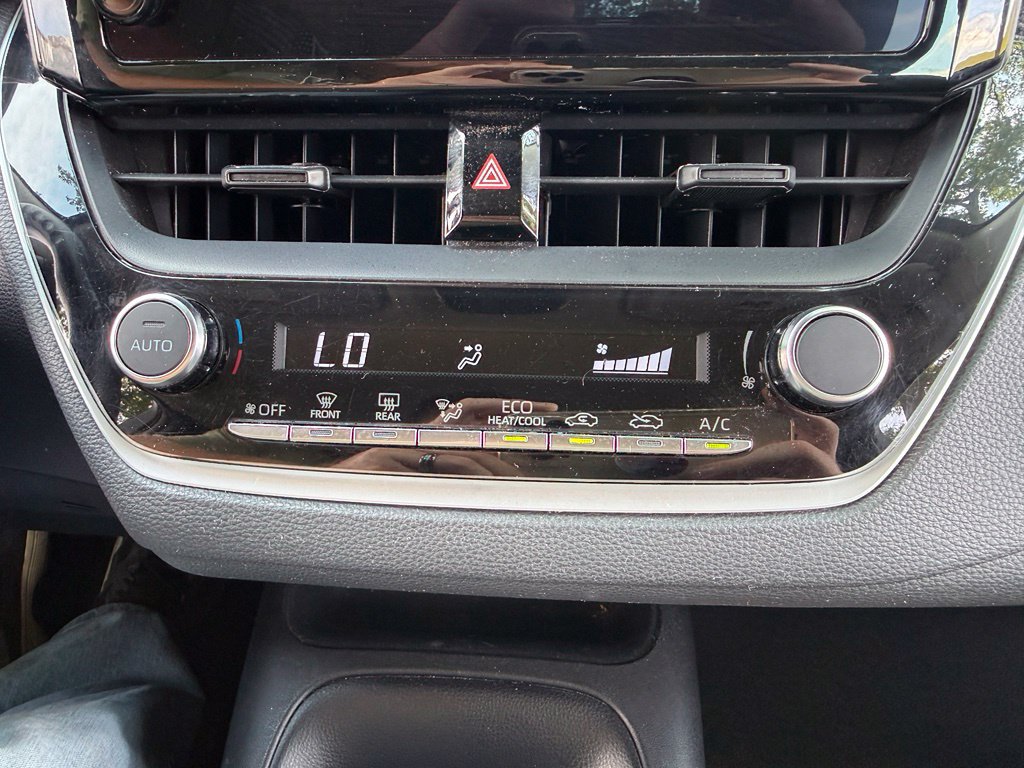 Used 2024 Toyota Corolla LE FWD image 36