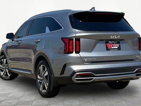 Used 2023 Kia Sorento EX AWD/4WD image 4