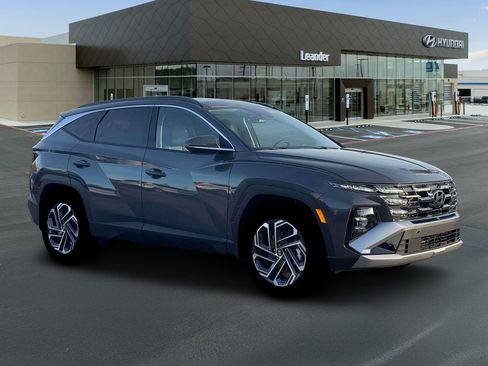Used 2026 Hyundai Tucson Limited AWD/4WD image 10