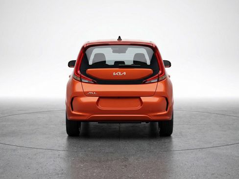 Used 2025 Kia Soul LX w/ LX Technology Package image 7