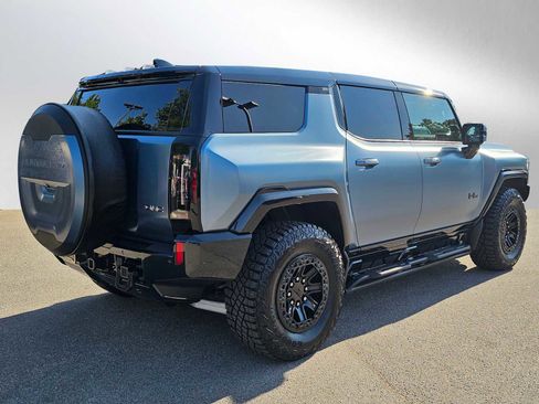 Used 2024 GMC Hummer EV 3X w/ Omega Edition image 7