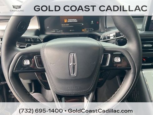 Used 2023 Lincoln Aviator AWD w/ Premium Package image 19