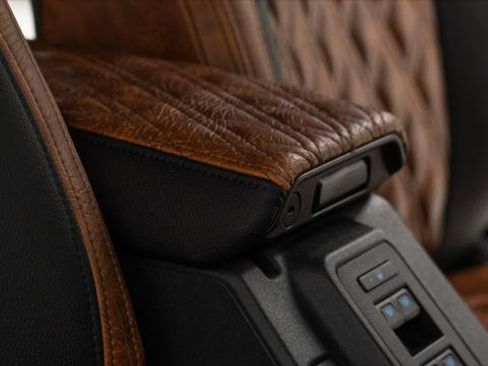 Used 2023 Ford Bronco Outer Banks image 17