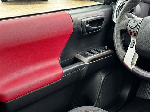 Certified 2023 Toyota Tacoma SR5 image 21