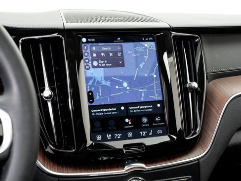 Used 2023 Volvo XC60 B5 Ultimate w/ Climate Package AWD/4WD image 16