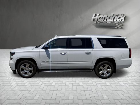 Used 2016 Chevrolet Suburban LTZ RWD image 7