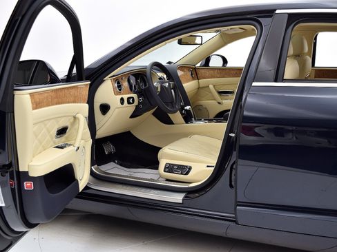 Used 2015 Bentley Flying Spur V8 AWD/4WD image 19