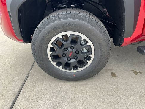 New 2026 Toyota Tacoma TRD Off-Road image 25