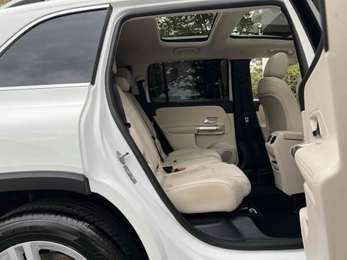 Used 2020 Mercedes-Benz GLB 250 4MATIC image 56